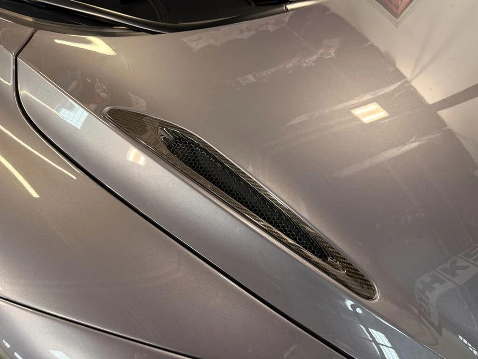 2024 McLaren 750S Spider - Image 13 of 31