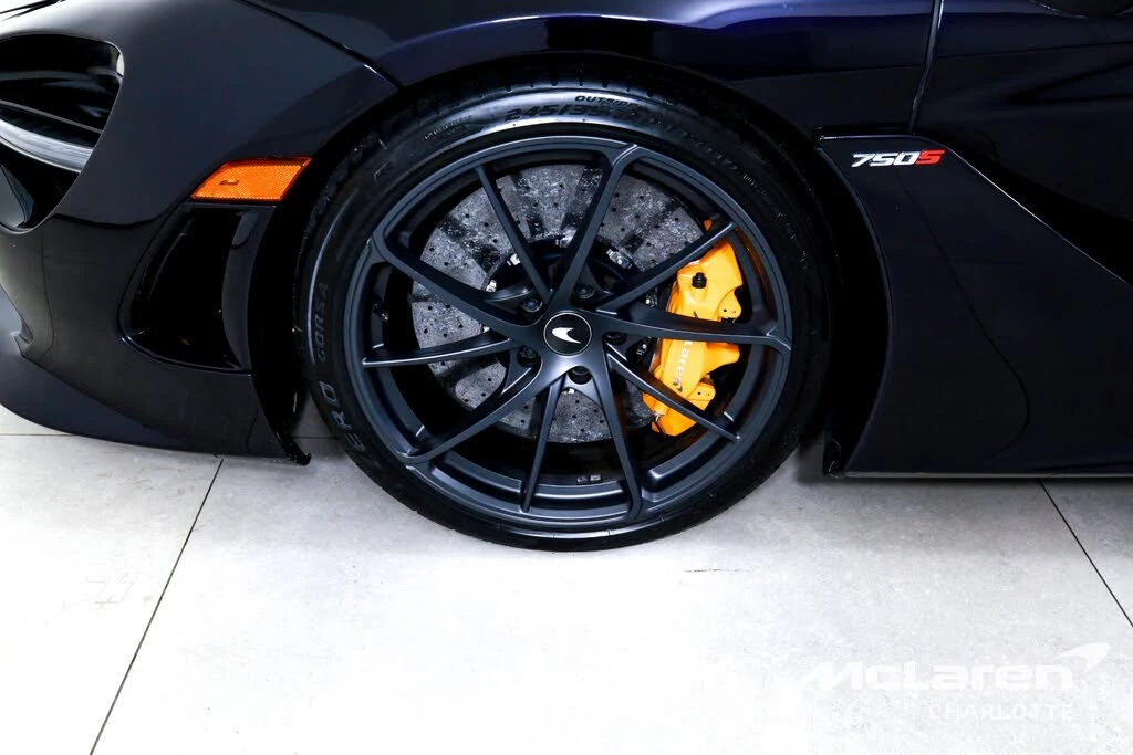 2024 McLaren 750S Spider - Image 25 of 31