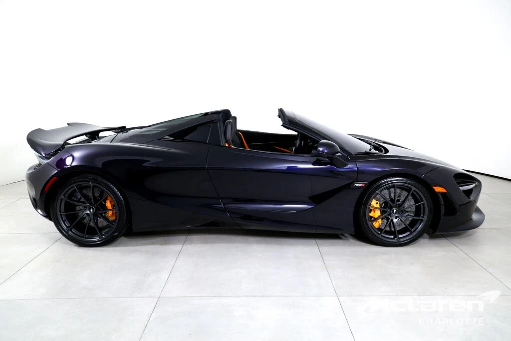 2024 McLaren 750S Spider - Image 11 of 31