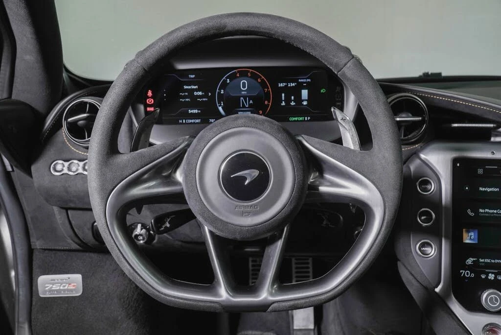 2024 McLaren 750S Spider - Image 11 of 31