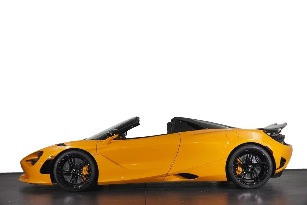2024 McLaren 750S Spider - Image 28 of 31