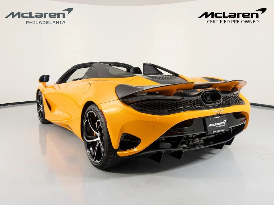 2024 McLaren 750S Spider - Image 4 of 31
