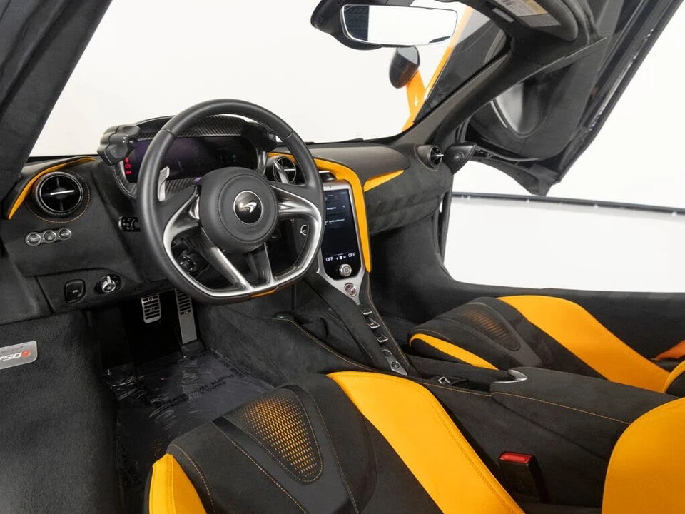 2024 McLaren 750S Spider - Image 17 of 31