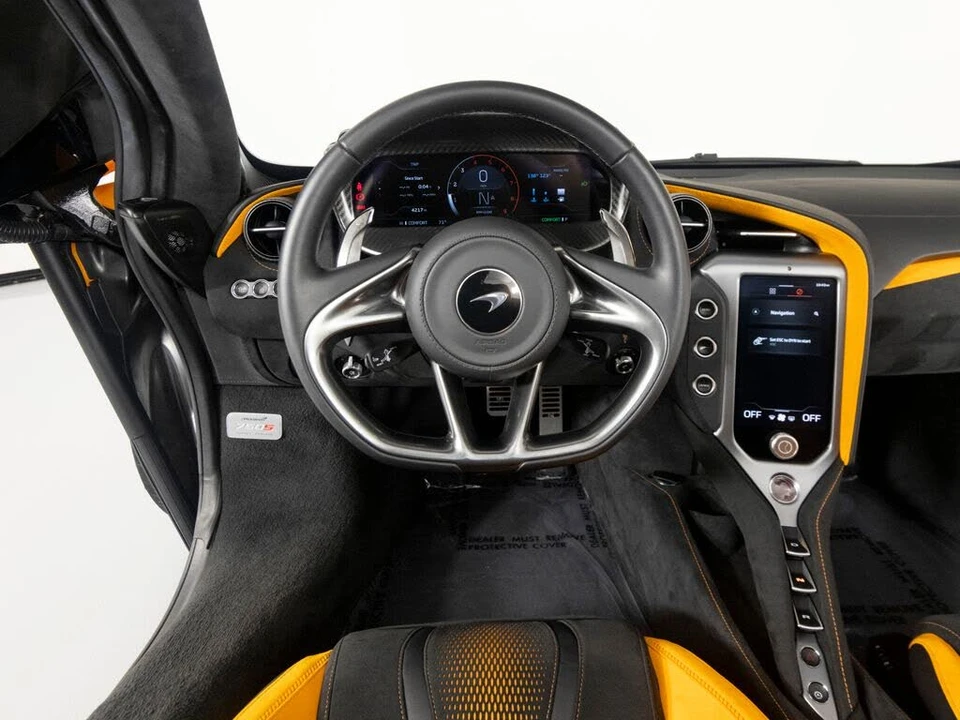 2024 McLaren 750S Spider - Image 18 of 31