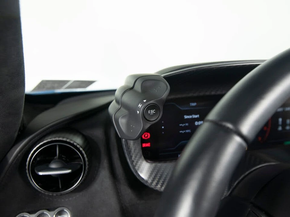 2024 McLaren 750S Spider - Image 19 of 31
