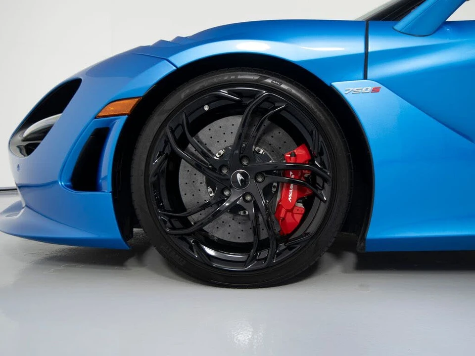 2024 McLaren 750S Spider - Image 10 of 31