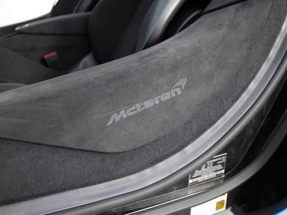 2024 McLaren 750S Spider - Image 15 of 31