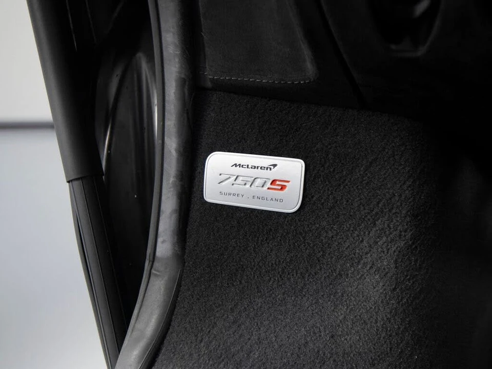 2024 McLaren 750S Spider - Image 22 of 31