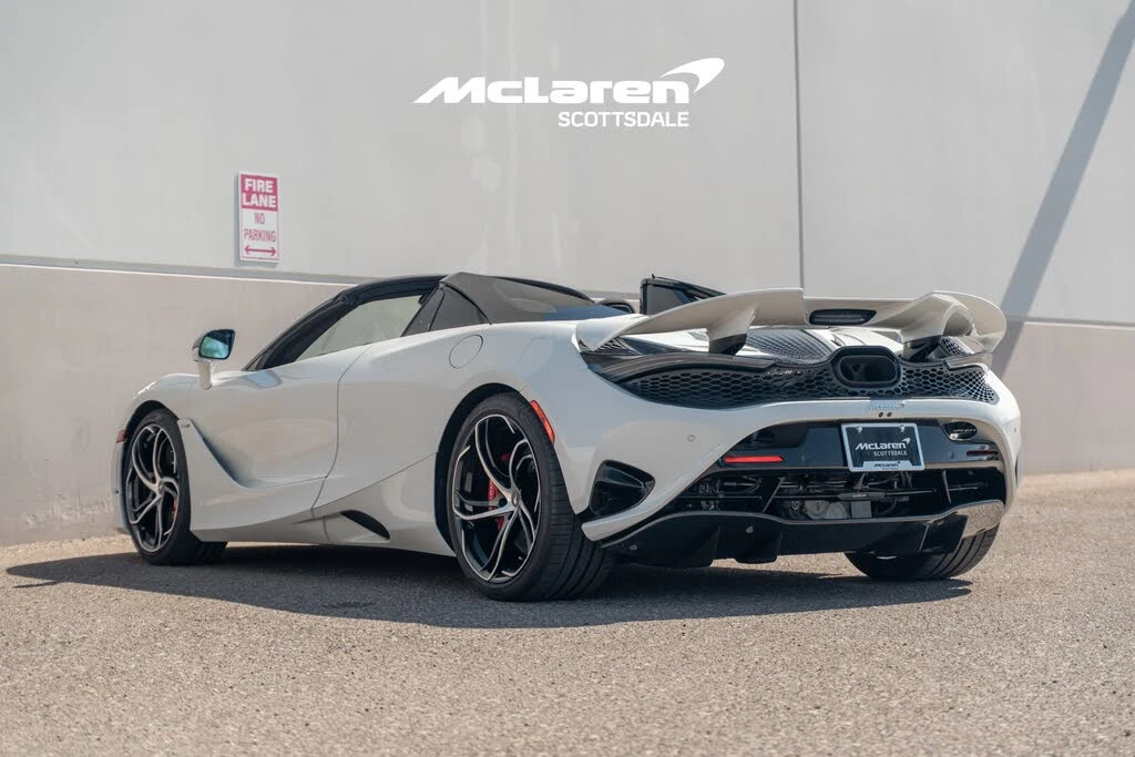 2024 McLaren 750S Spider - Image 5 of 31