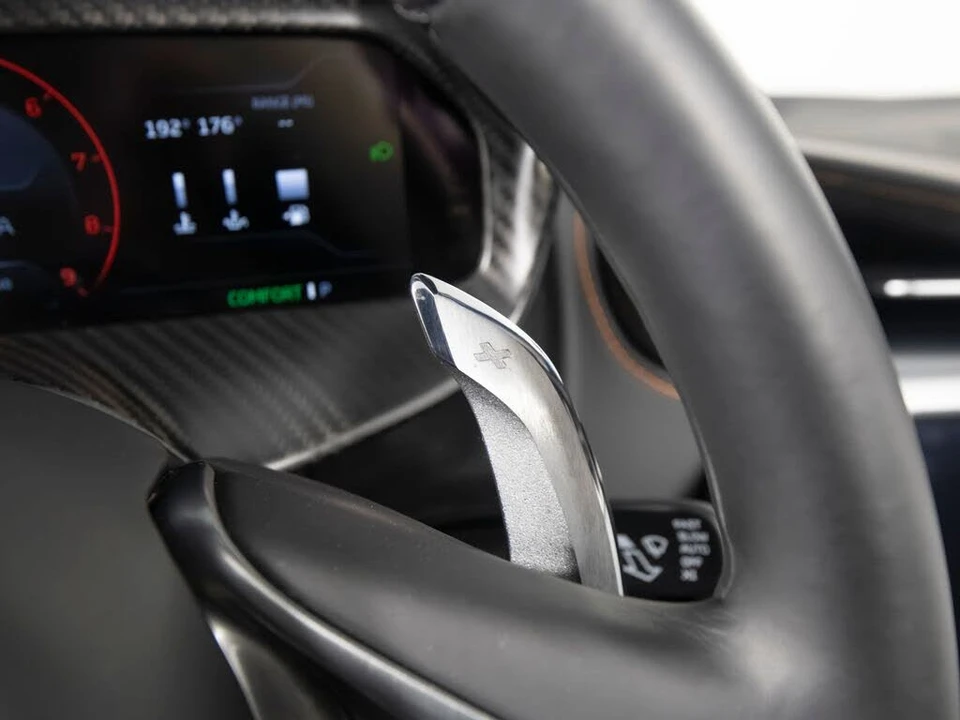 2024 McLaren 750S Spider - Image 19 of 31