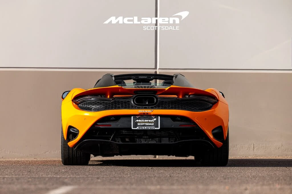 2024 McLaren 750S Spider - Image 8 of 31
