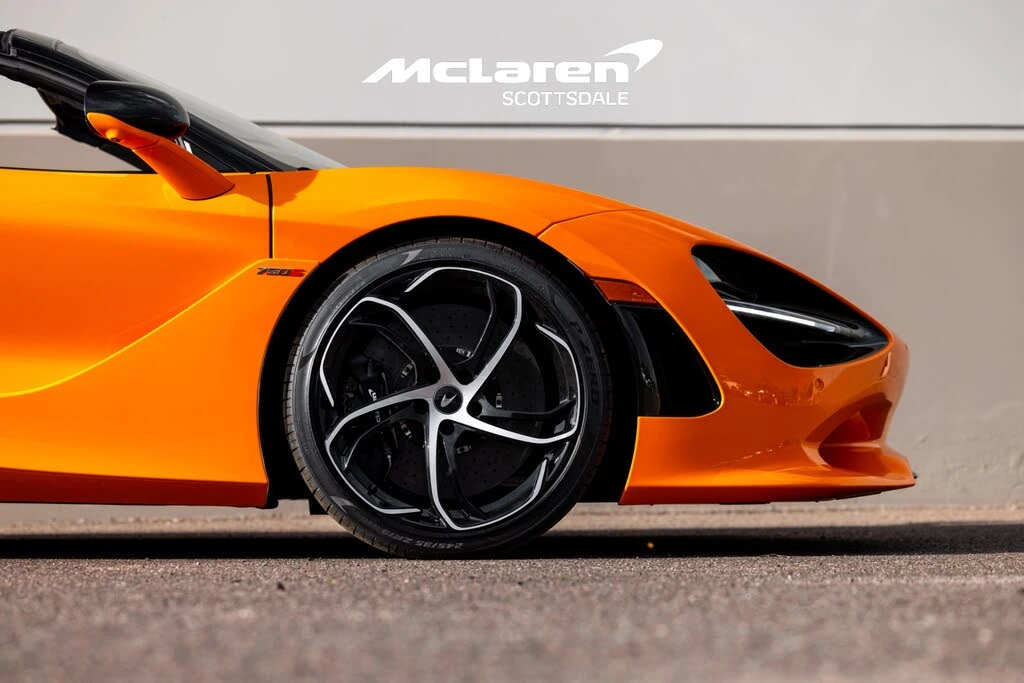 2024 McLaren 750S Spider - Image 16 of 31
