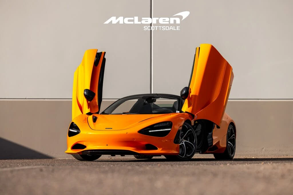 2024 McLaren 750S Spider - Image 2 of 31