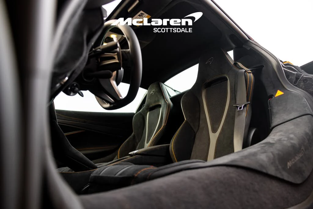 2024 McLaren 750S Spider - Image 20 of 31