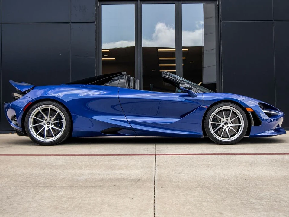 2024 McLaren 750S Spider - Image 11 of 31