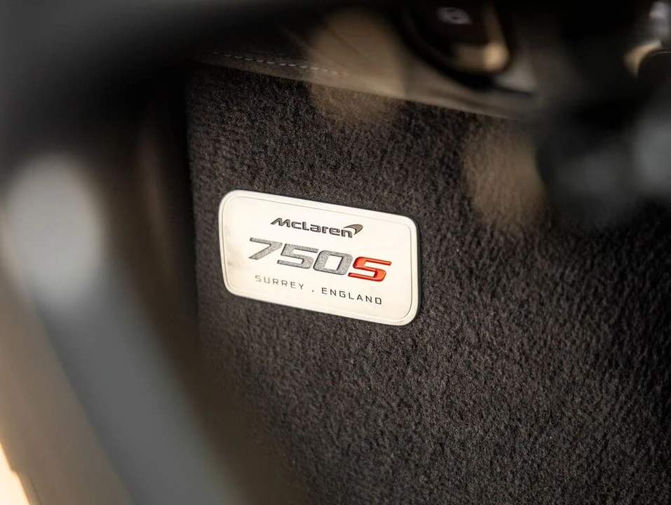 2024 McLaren 750S Spider - Image 30 of 31