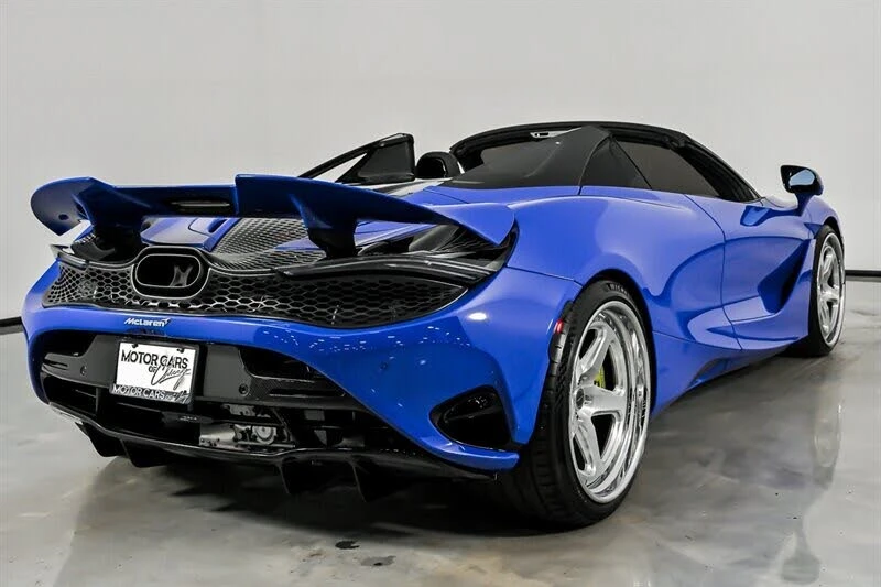 2024 McLaren 750S Spider - Image 12 of 31