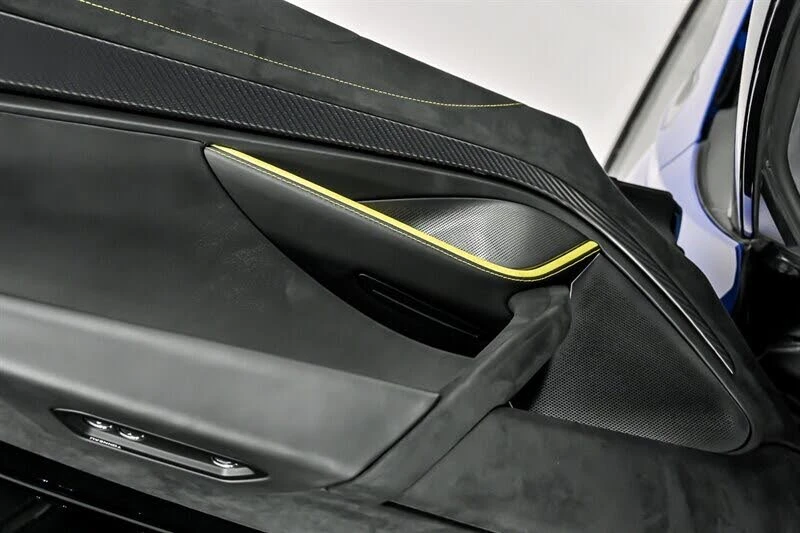 2024 McLaren 750S Spider - Image 22 of 31