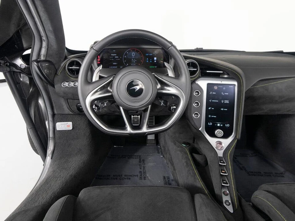 2024 McLaren 750S Spider - Image 17 of 31