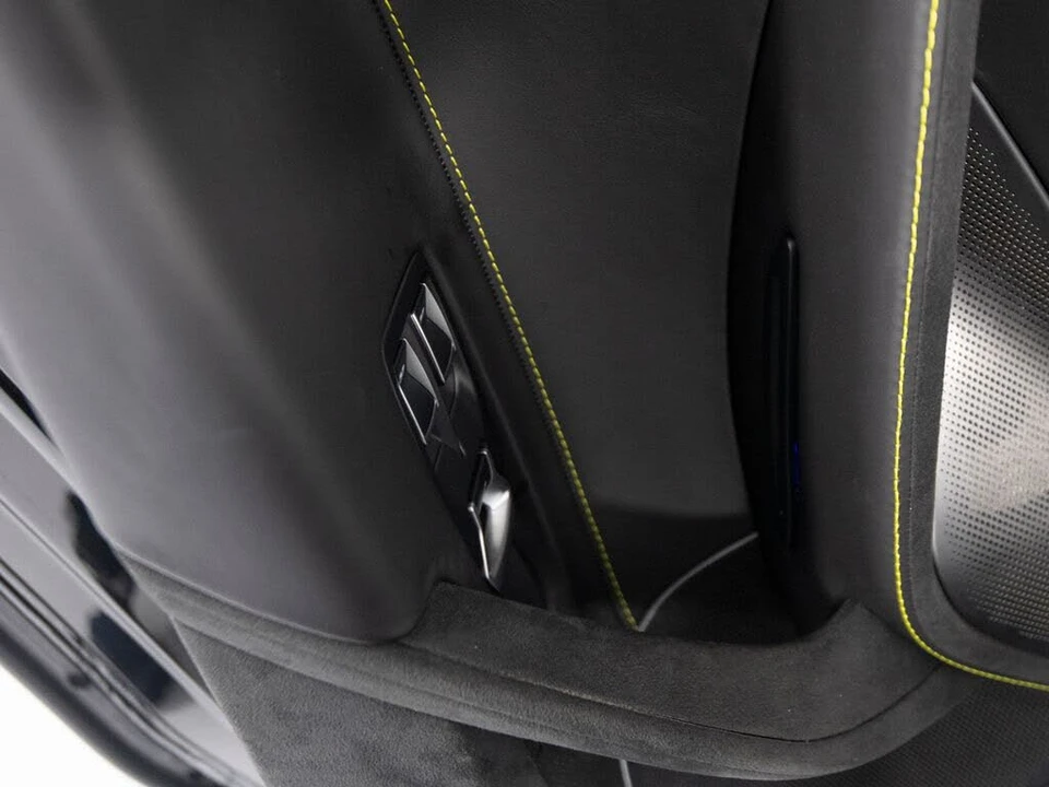2024 McLaren 750S Spider - Image 14 of 31