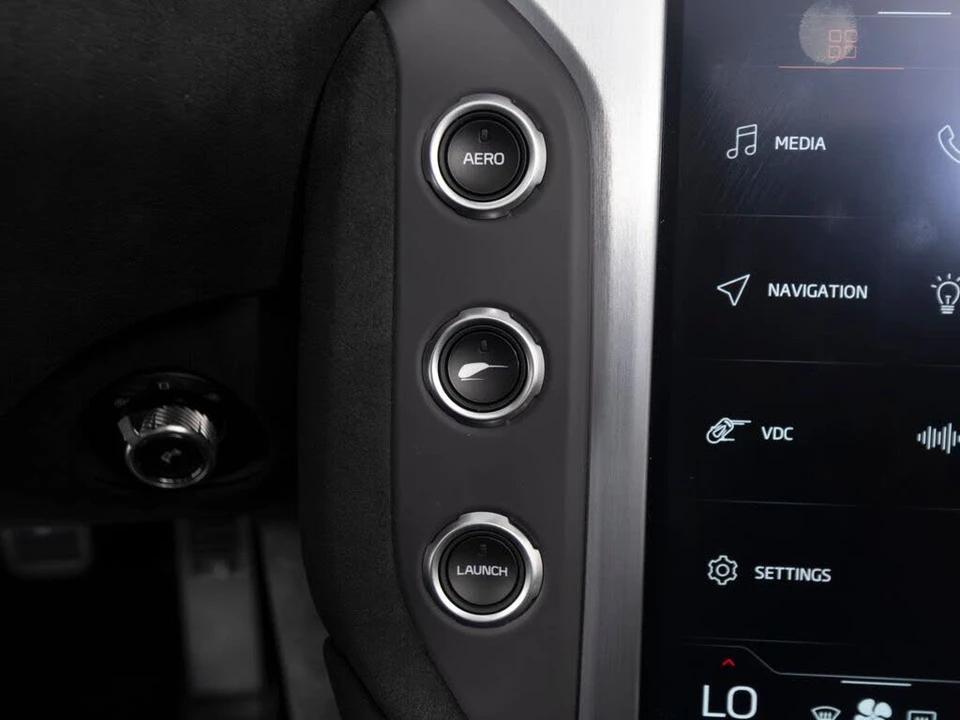2024 McLaren 750S Spider - Image 22 of 31