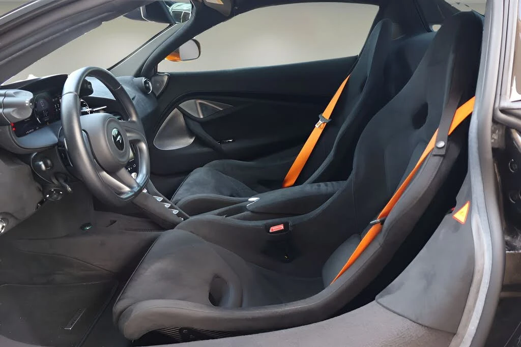 2024 McLaren 750S Spider - Image 15 of 25