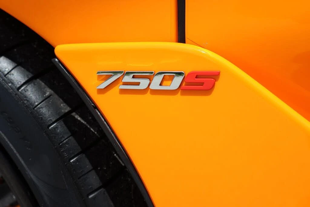 2024 McLaren 750S Spider - Image 12 of 25