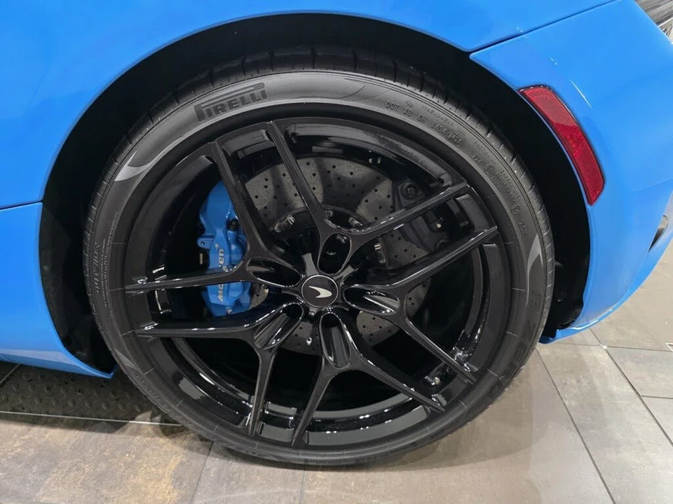 2024 McLaren 750S Spider - Image 21 of 29