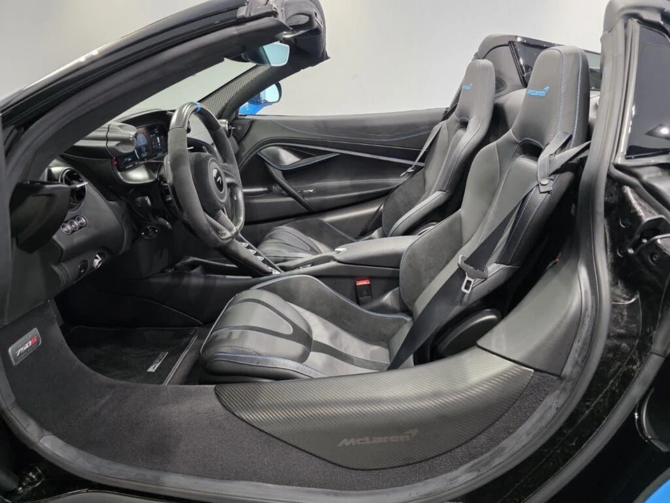 2024 McLaren 750S Spider - Image 6 of 29