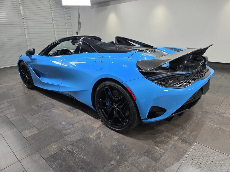 2024 McLaren 750S Spider - Image 4 of 29