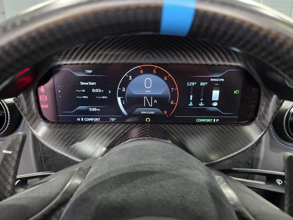 2024 McLaren 750S Spider - Image 11 of 29