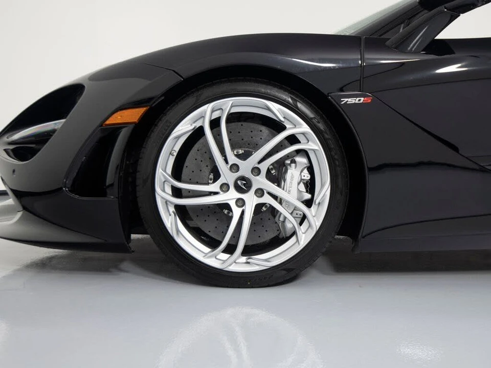 2024 McLaren 750S Spider - Image 10 of 31