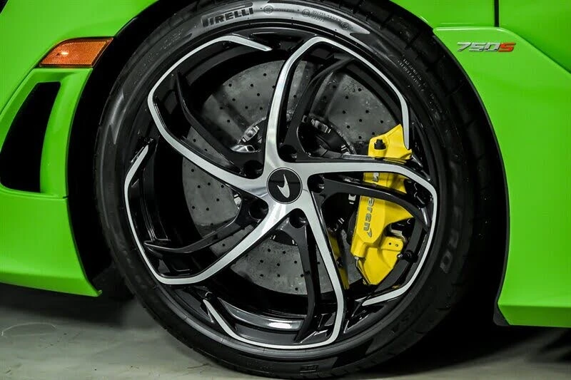 2024 McLaren 750S Spider - Image 9 of 31