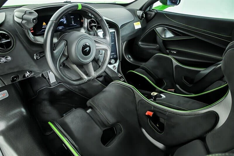 2024 McLaren 750S Spider - Image 20 of 31