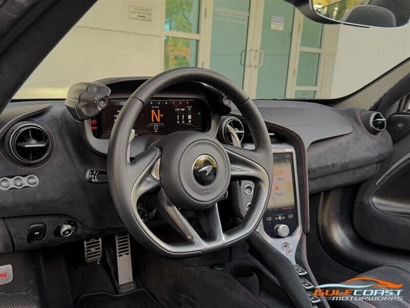 2024 McLaren 750S Spider - Image 14 of 31