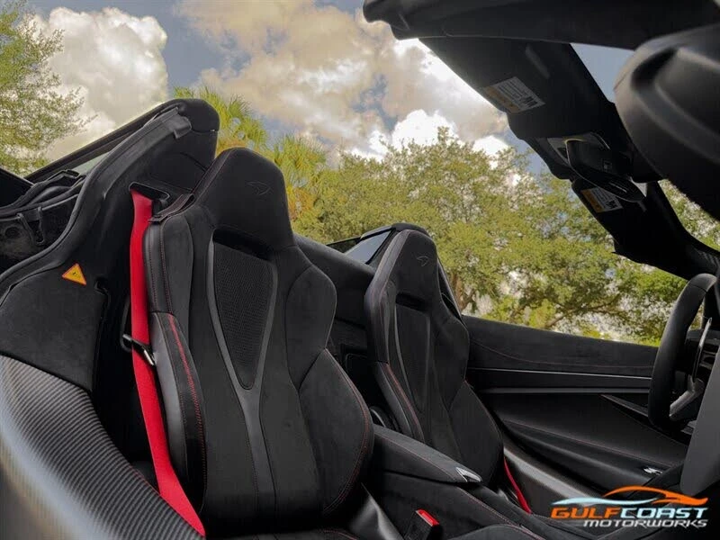 2024 McLaren 750S Spider - Image 30 of 31