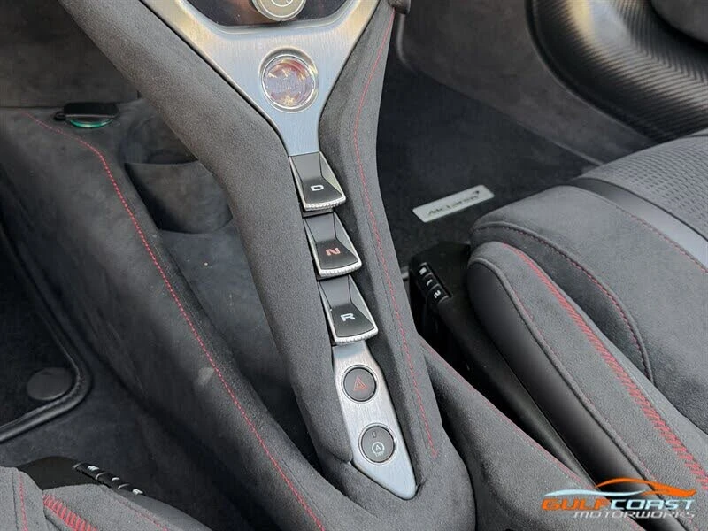2024 McLaren 750S Spider - Image 19 of 31