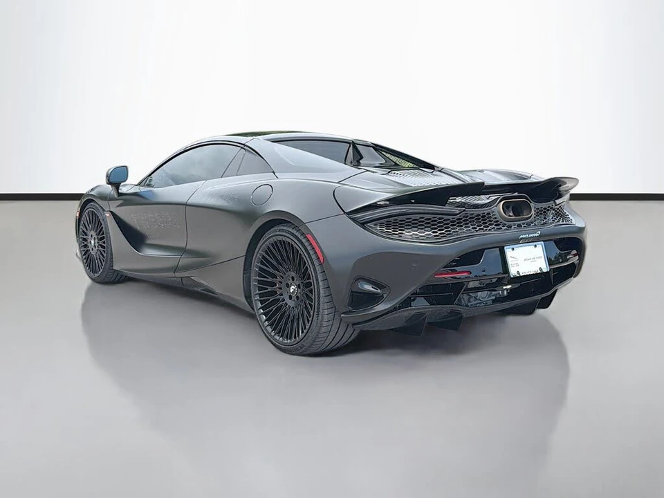2024 McLaren 750S Spider - Image 3 of 31