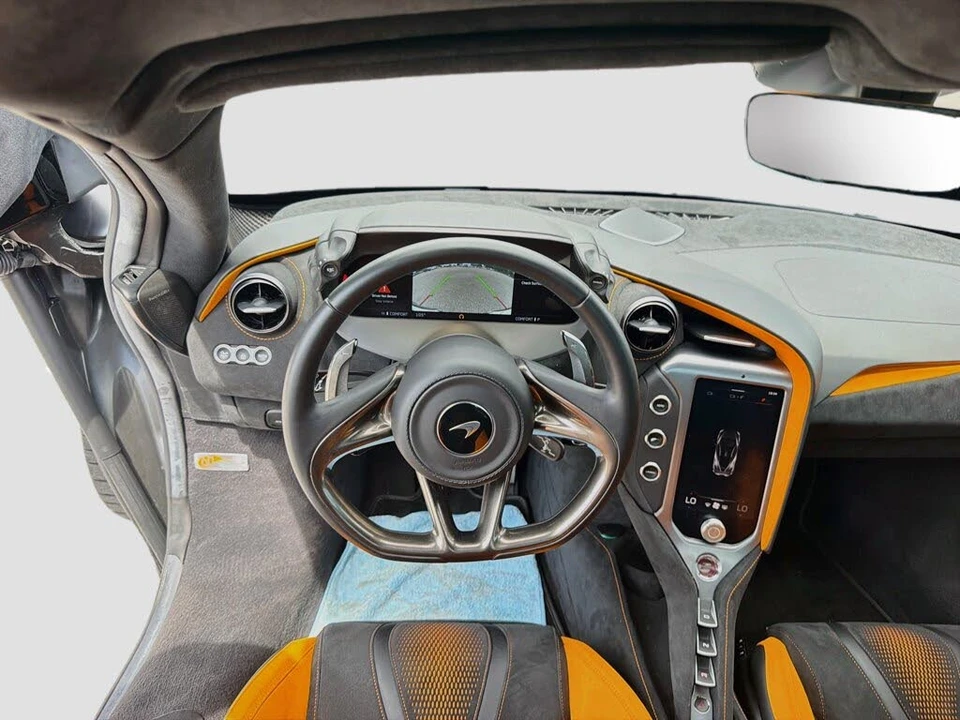 2024 McLaren 750S Spider - Image 14 of 31
