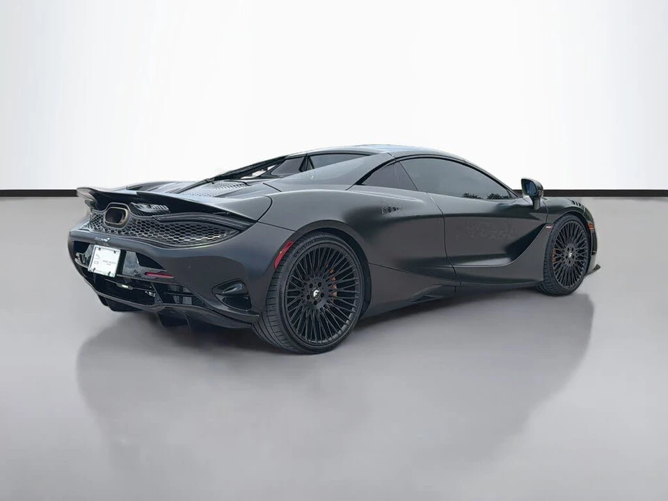 2024 McLaren 750S Spider - Image 5 of 31