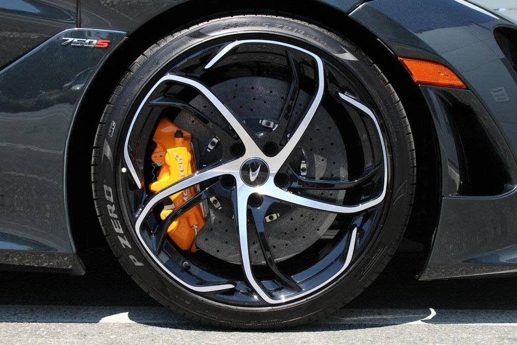 2024 McLaren 750S Spider - Image 25 of 31