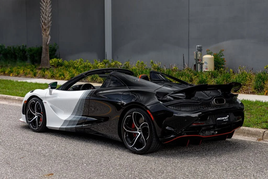 2024 McLaren 750S Spider - Image 26 of 31