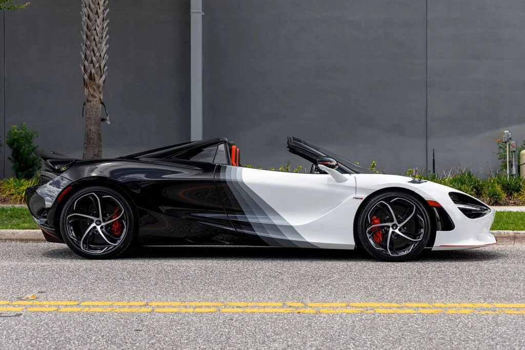 2024 McLaren 750S Spider - Image 9 of 31