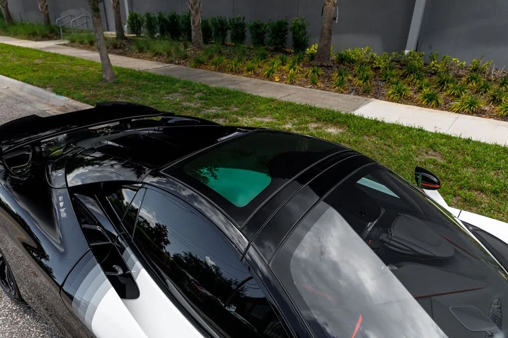 2024 McLaren 750S Spider - Image 3 of 31