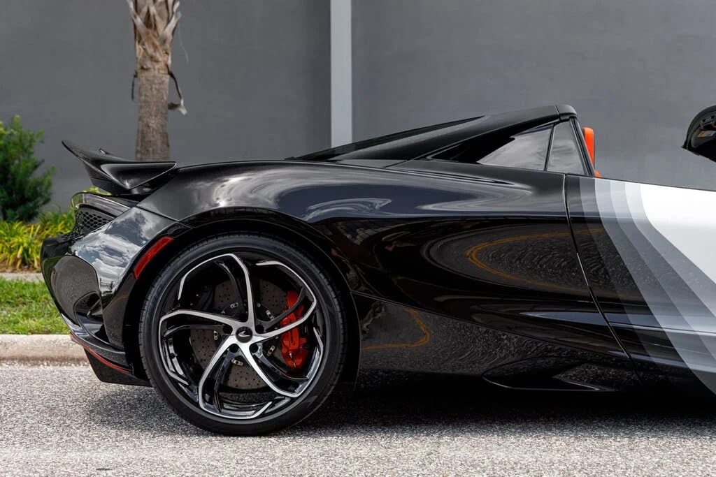 2024 McLaren 750S Spider - Image 15 of 31