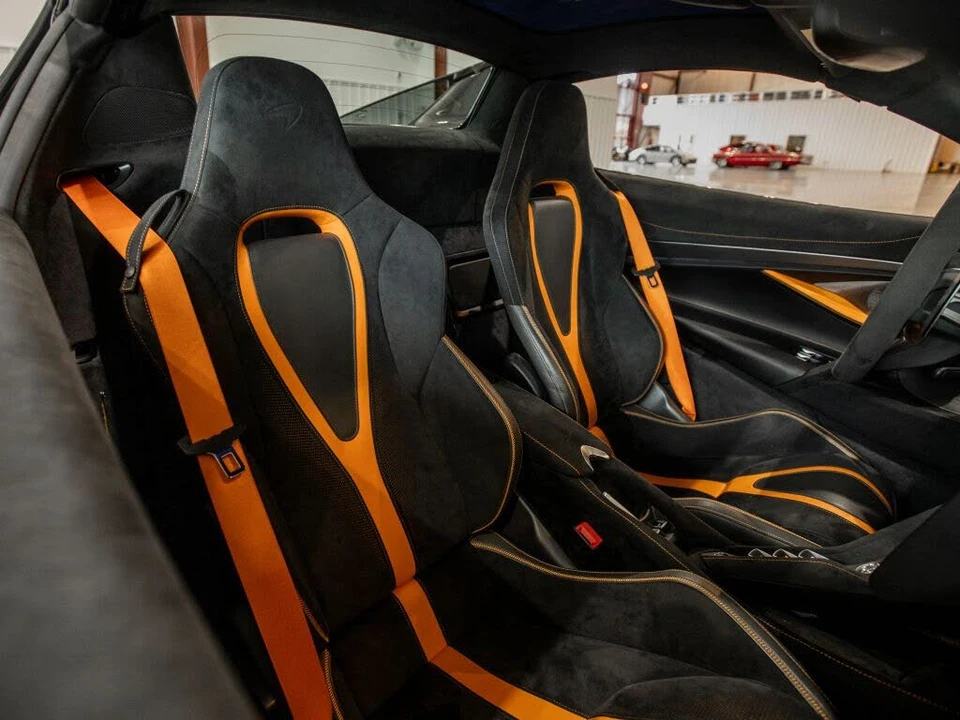 2024 McLaren 750S Spider - Image 28 of 31