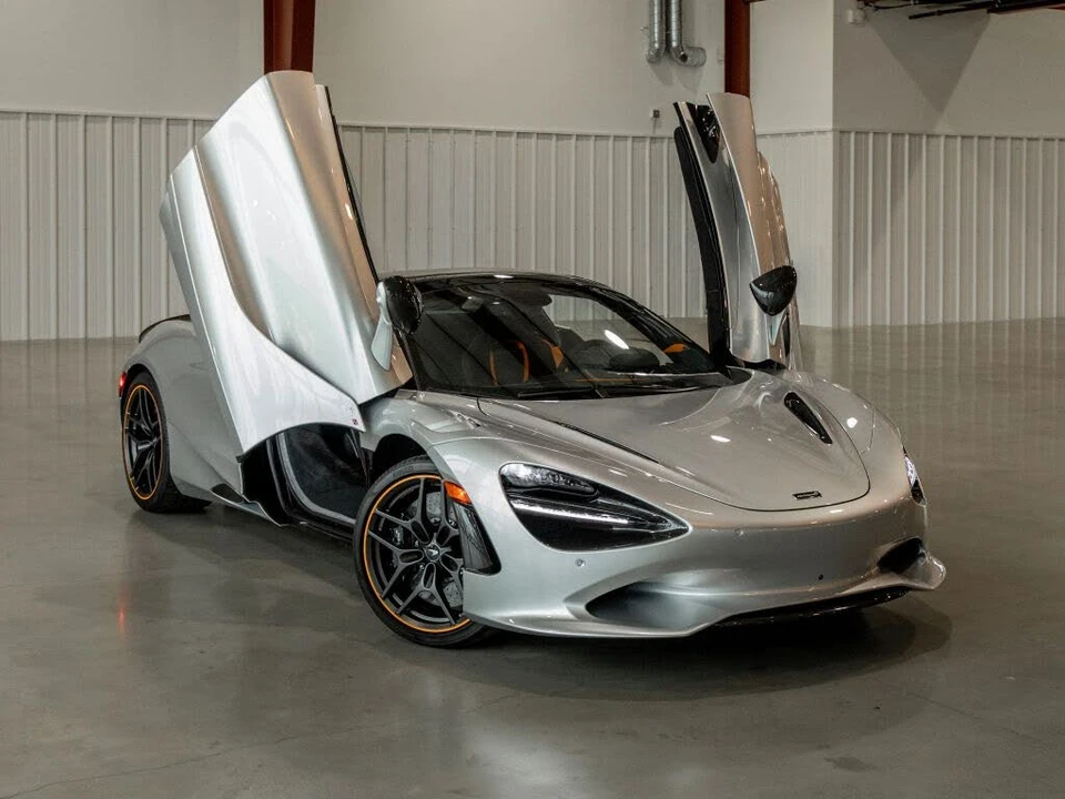 2024 McLaren 750S Spider - Image 17 of 31