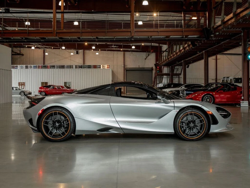 2024 McLaren 750S Spider - Image 10 of 31