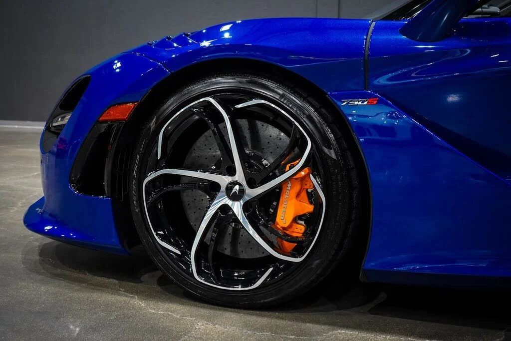 2024 McLaren 750S Spider - Image 13 of 31