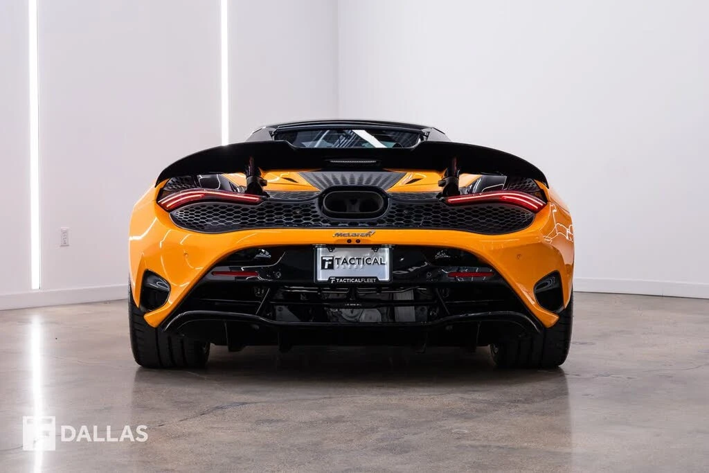 2024 McLaren 750S Spider - Image 11 of 31